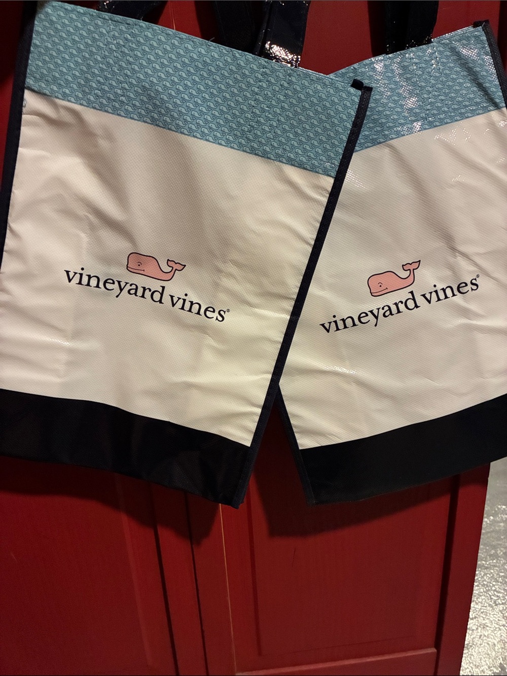 Vineyard Vines - Reusable Shopping Bags (2)